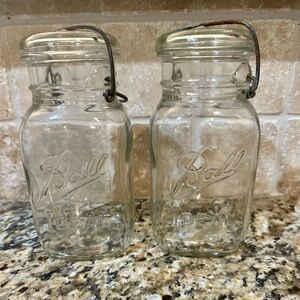 Vintage Ball Mason jars with glass lids